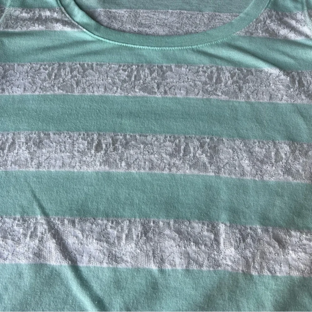 Express Striped top - Picture 3 of 7